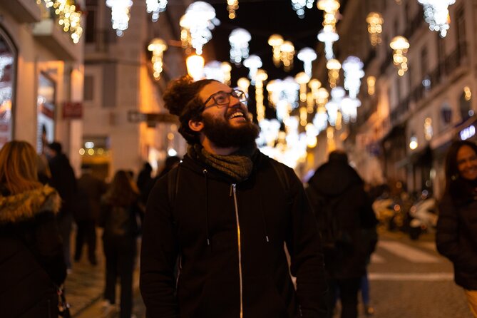 2-Hour Private Christmas Lights Tour in Lisbon Free Pick-up - How the two-hour evening is organized