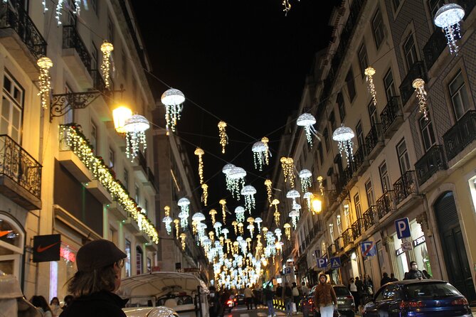 2-Hour Private Christmas Lights Tour in Lisbon Free Pick-up - São Pedro de Alcântara and the best night view