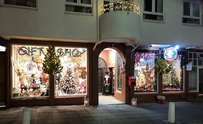 3-Hour Shared Christmas Food Tour with Guide in Reykjavik - Holiday dishes at Dass Reykjavik