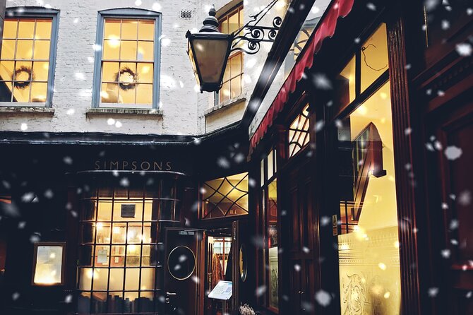 A Christmas Carol and Charles Dickens Old London Walking Tour - Ye Olde Cheshire Cheese and the literary tavern