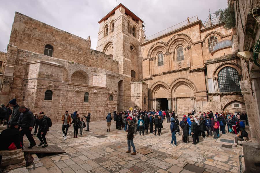 A Holy Christmas in Jerusalem & Bethlehem with Dinner - Inside the Church of the Holy Sepulcher