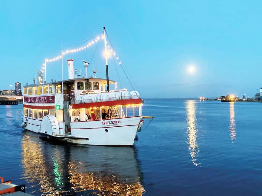 Aarhus: Christmas Harbour Cruise with Local Guide - The marina, old ships, and houseboats