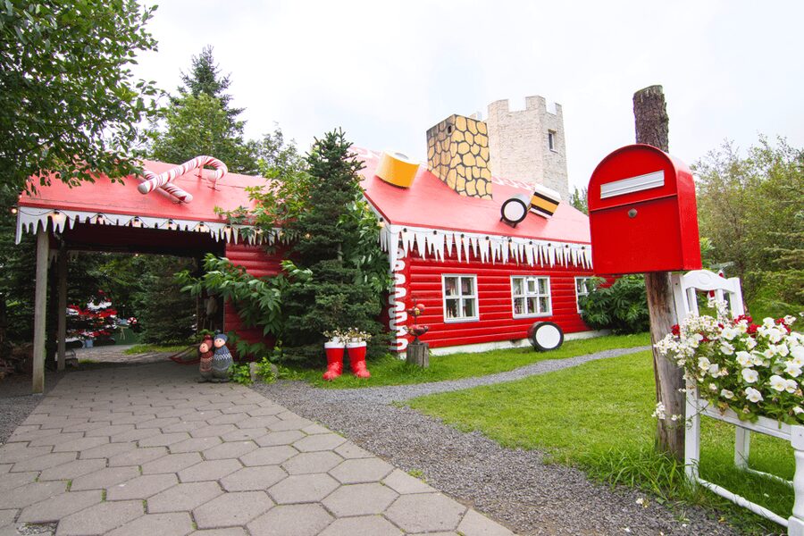 Akureyri: Goðafoss, Laufas & The Christmas House Combo Tour - Why this short Akureyri tour works
