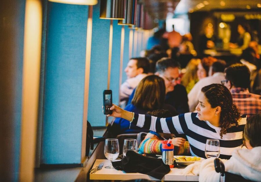 Baltimore: Christmas Day Gourmet Brunch or Dinner Cruise - Key points about this Christmas cruise