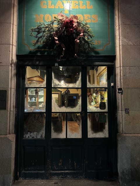 Barcelona: Christmas Lights and Markets Bike Tour - Sagrada Familia and Its Christmas Market