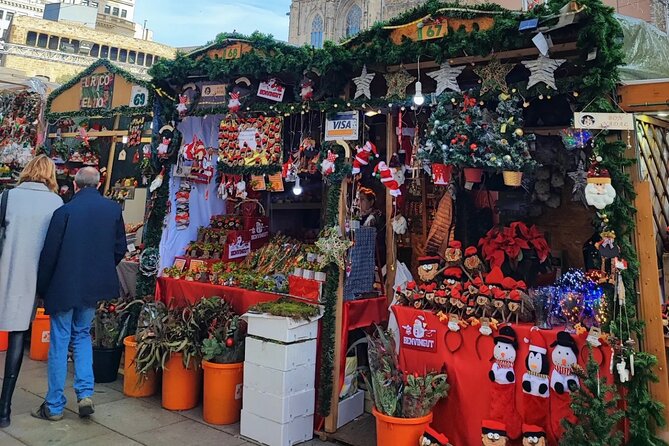Barcelona Christmas Walking Tour - Fira de Santa Llucia, Barcelona’s oldest Christmas market