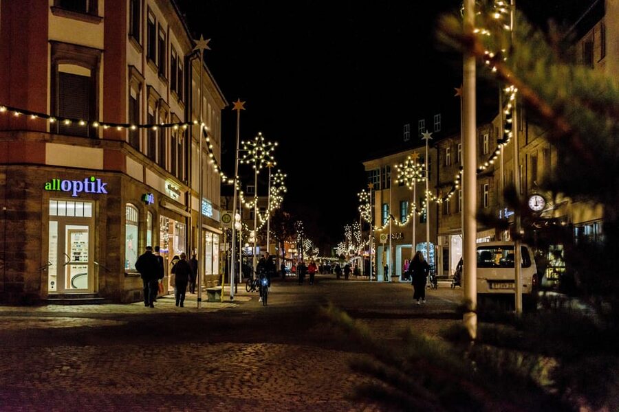 Bayreuth: Christmas city tour in German - The Margravial Opera House and its famous stage