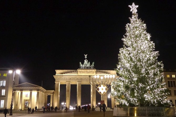 Berlin Christmas Lights Live Tour + Mulled Wine & Gingerbread - KaDeWe and Berlin’s Christmas shopping mood