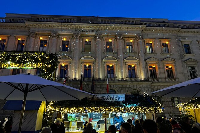 Berlin Christmas Markets Walking Tour - Nikolaiviertel and old Berlin traditions