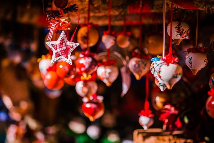 Bologna: 2-Hour Private Local's Christmas - The flexible route and its limits