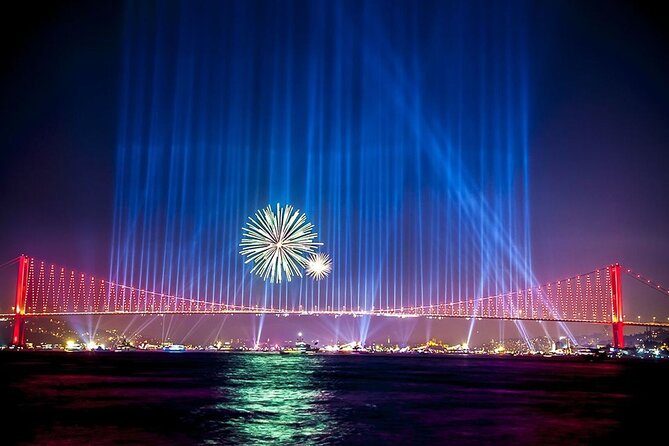 Bosphorus New Years Dinner Cruise Party in Istanbul 2026 - Starting at Kabataş at 9:00 p.m.