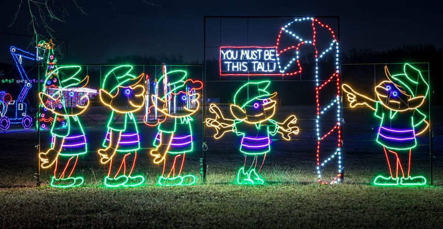 Branson: Lights of Joy Christmas Drive-Thru - Who Will Enjoy This Most