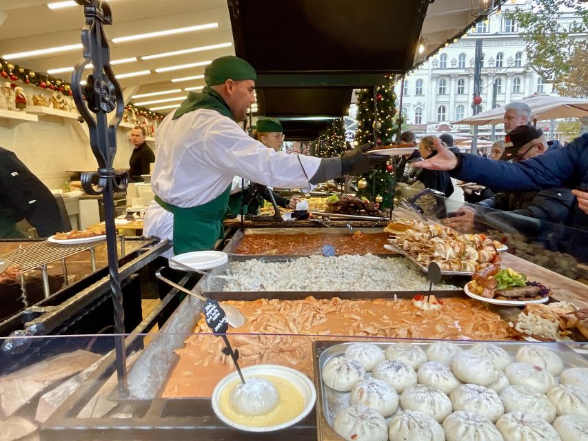 Budapest: Christmas Market Guided Walking Tour with Tastings - What Hungarian Christmas Food Tells You
