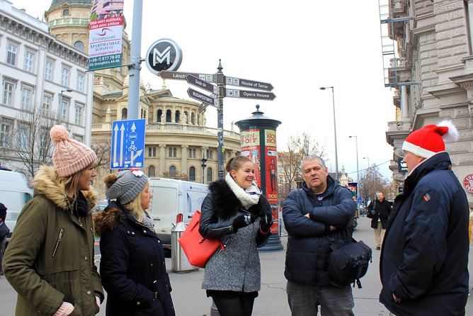 Budapest Christmas Walking Tour & Entry to St Stephen's Basilica - The Little Princess statue and Chain Bridge