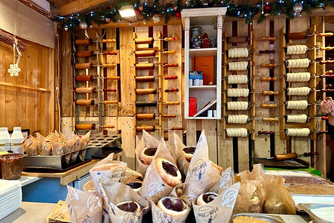 Budapest Wonderland - A Christmas Market Tour with Chimney Cake & Mulled Wine - Walking, weather, and pace