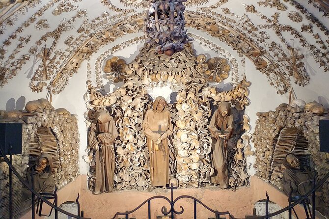Capuchin Crypt Christmas Baroque Concert in Rome - A Baroque Christmas evening near Via Veneto