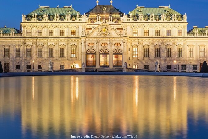 Christmas at Belvedere: 3hr Private Tour of Upper Palace & Market - What the $250 price really buys you