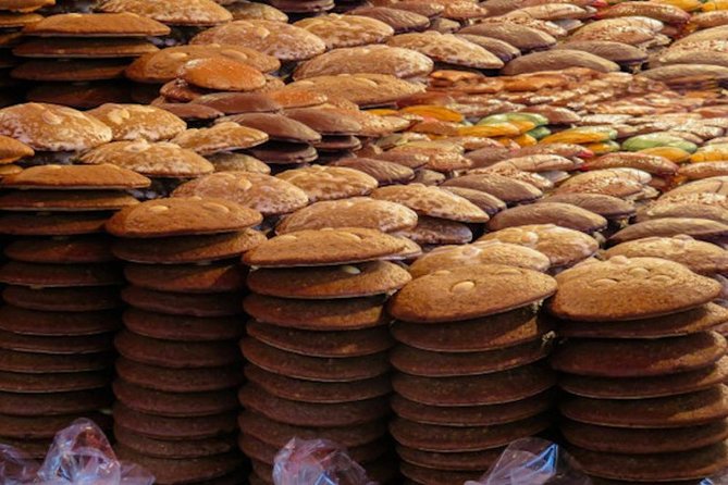Christmas City Nuremberg - Culinary and Tradition - Meeting at Hauptmarkt at 12:30 pm