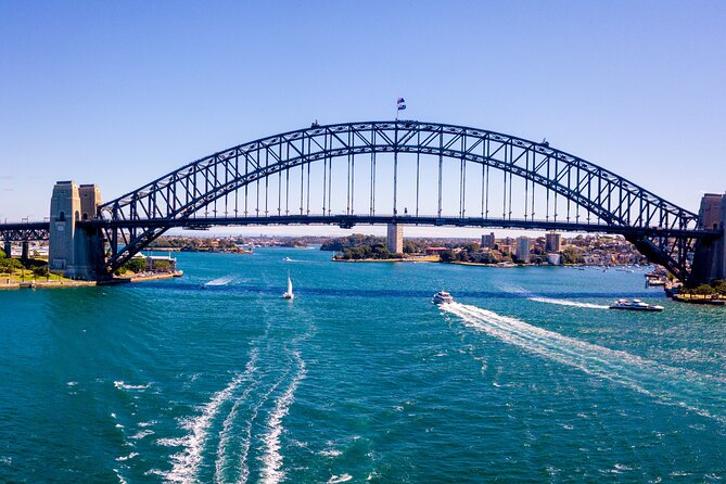 Christmas Day Lunch Cruise on Sydney Harbour - The harbour views are part of the meal