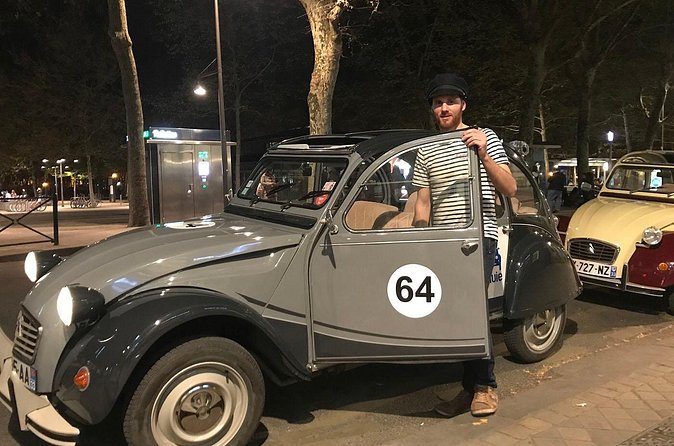 Christmas illuminations in 2CV - With 2 Presents (Food + goodies) - The Cité du Vin and Bordeaux’s modern face