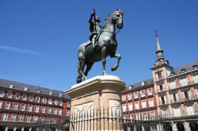 Christmas In Madrid: Private Experience With A City Host - Key points at a glance