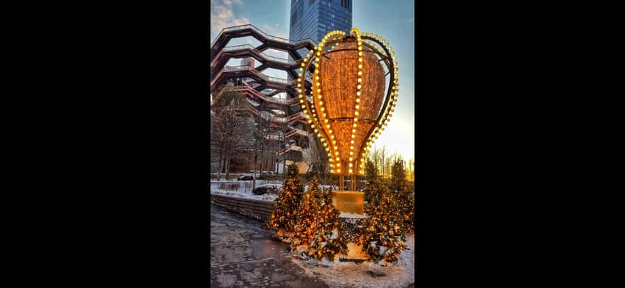 Christmas in New York: Pedicab Tour & Rockefeller Tree - The Rockefeller Center Christmas Tree