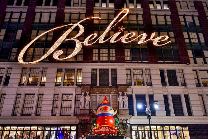 Christmas in New York: Private Holiday History Tour - St. Patrick’s Cathedral and the religious side of Christmas