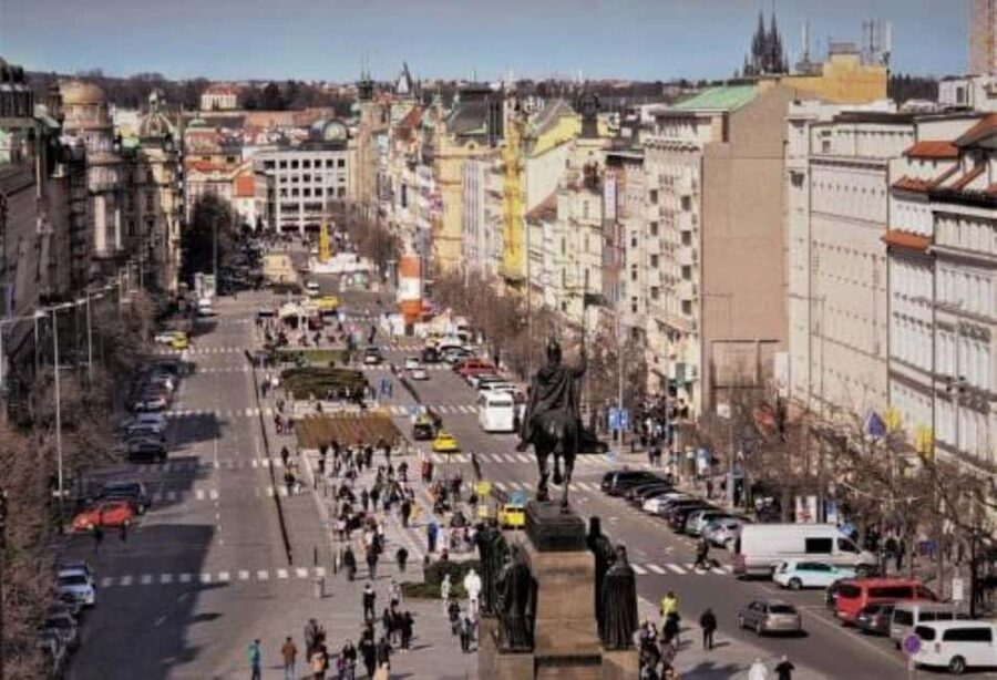 Christmas in Prague tour – a story that comes to life! - Christmas markets, lights, and seasonal customs