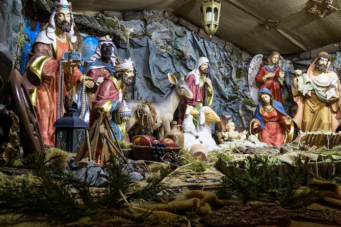Christmas in Rome Walking Tour - The Pantheon and centuries of changing use