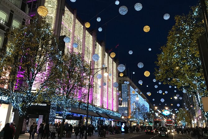 Christmas Lights Open-Top Bus Tour - Through London’s government quarter