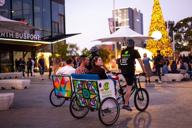 Christmas Lights Rickshaw Tour in Perth - The Guides Make or Break the Evening