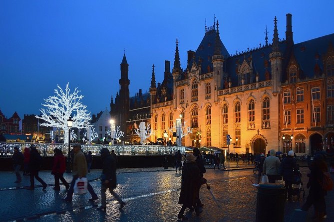 Christmas Magic in Bruges - Private Walking Tour - The Old Chocolate House and the first half hour