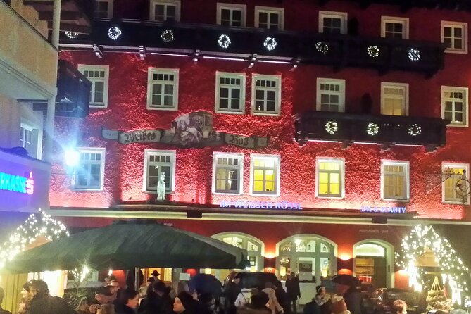Christmas Markets Tour with St.Gilgen + St.Wolfgang + Hallstatt - St. Wolfgang: market stalls and a famous Gothic altar