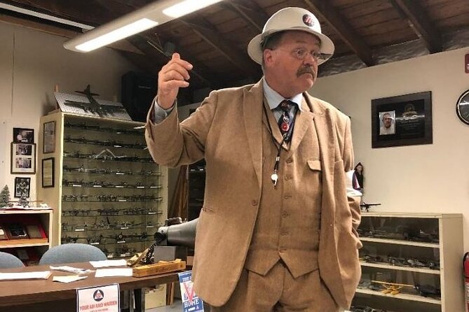 Christmas on the Homefront: A 1-Hour World War II Character Tour - West Duke of Gloucester Street and Lena Richards