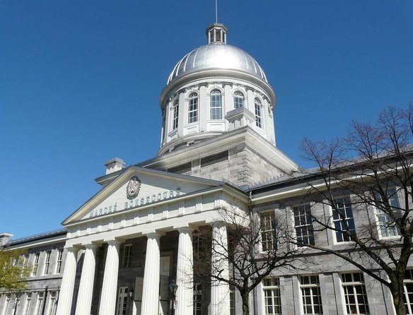 Christmas Walking Tour in Old Montreal - Key points to know before booking