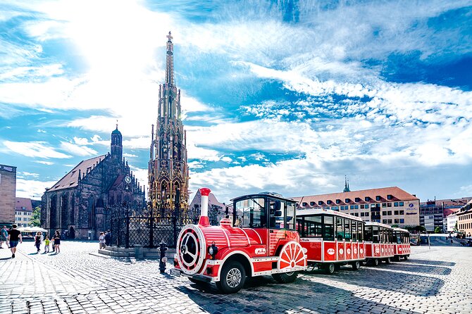 City tour through Nuremberg with the little train - Christmas tour - What you see around the Old Town