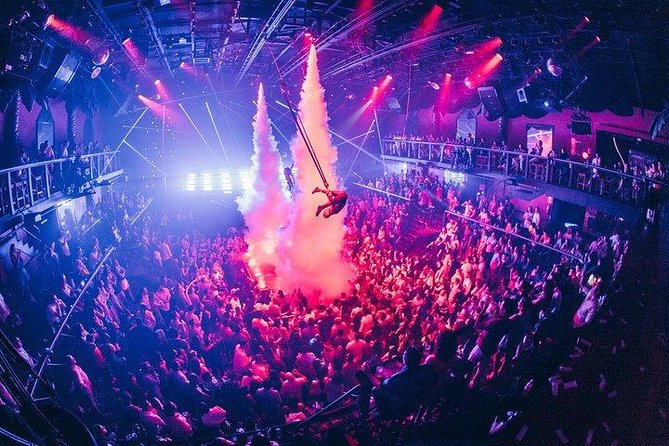 Coco Bongo Cancun New Year's Eve 2027 - Unlimited Drinks, Bottled Water, and the Bar Problem