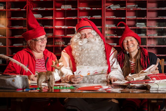 Daytour to Santa Claus Village, Reindeer and Husky Safaris, Photo, and Lunch - Lunch at Santa Claus Village