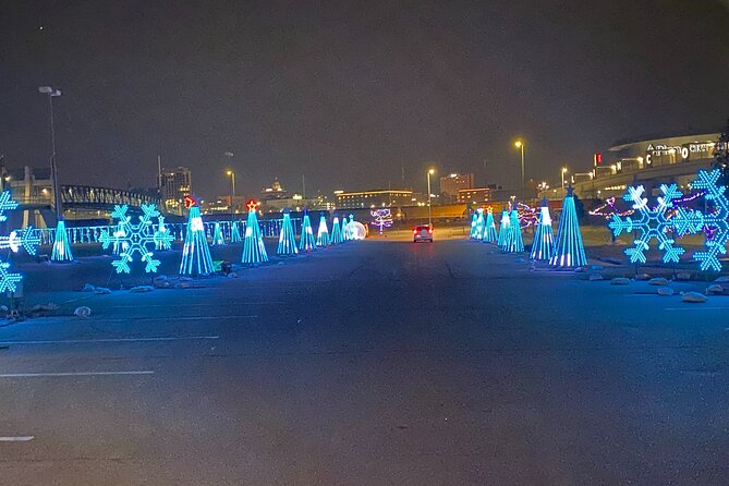Drive through Christmas Lights Show - What the Lincoln stop feels like from arrival to exit