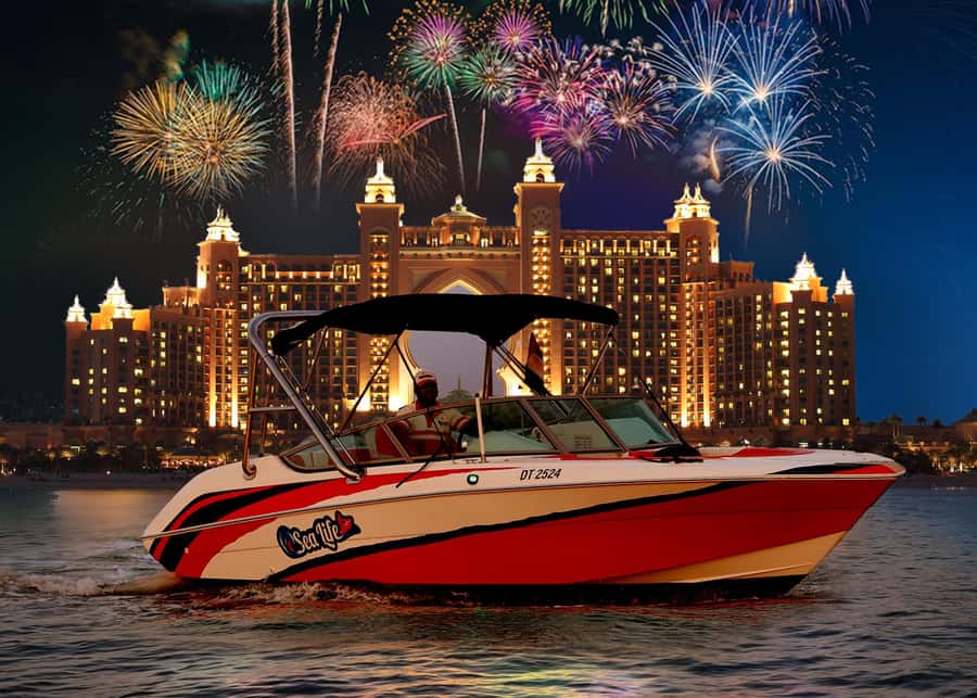 Dubai: New Year's Eve Private or Shared Fireworks Boat Tour - Key points to know before booking