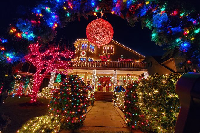 Dyker Heights Christmas Lights Guided Tour - Smart ways to prepare for the evening