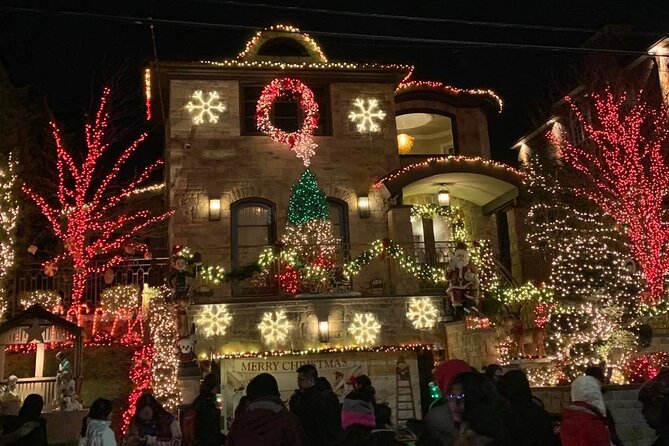 Dyker Heights Christmas Lights Tour - Why Dyker Heights became a Christmas destination