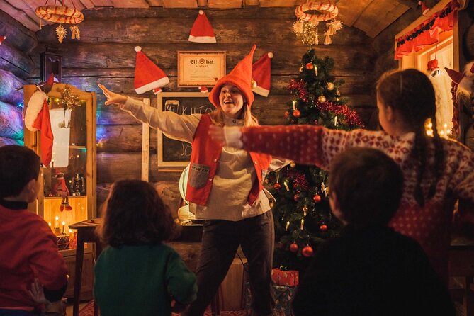 Elf Hat Academy in Santas Village of Rovaniemi - The balance of praise and criticism