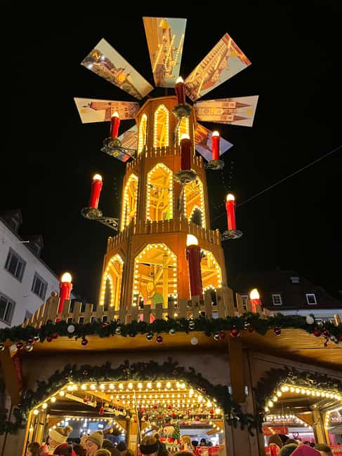 Enjoyable Advent tour: champagne, cookies & mulled wine in Würzburg - A festive start on the Old Main Bridge