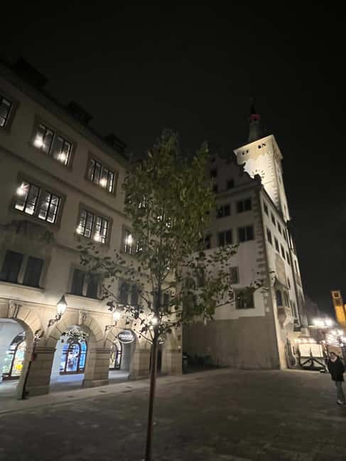 Enjoyable Advent tour: champagne, cookies & mulled wine in Würzburg - Should you book the Würzburg Advent tour?