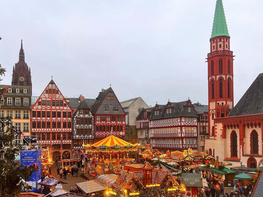 Frankfurt: Christmas Market & Old Town Tour 60 min-daily 16:00-in German - Frankfurt Cathedral and the final old-town sights