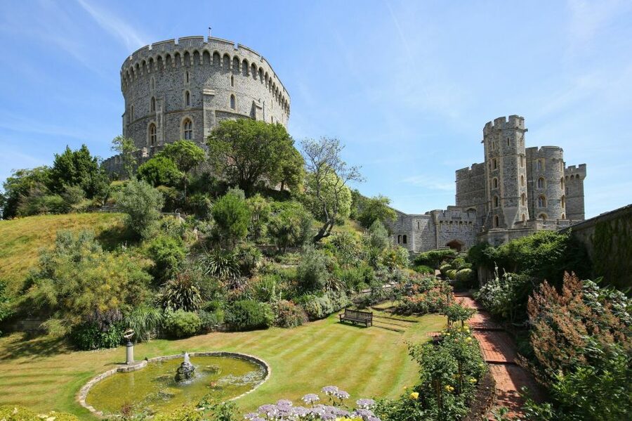 From London: Christmas Day Trip to Windsor, Oxford & Avebury - Key points to know before booking