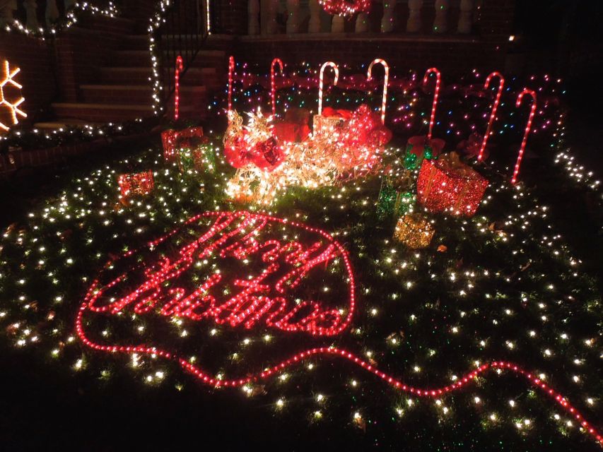 From Manhattan: 4-Hour Christmas Lights Luxury Bus Tour - Cold-weather planning and comfort