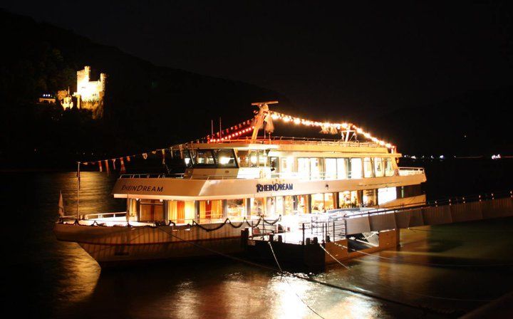 From Rüdesheim: 2-hour Christmas Boat Tour on the Rhine - Key points to know before boarding