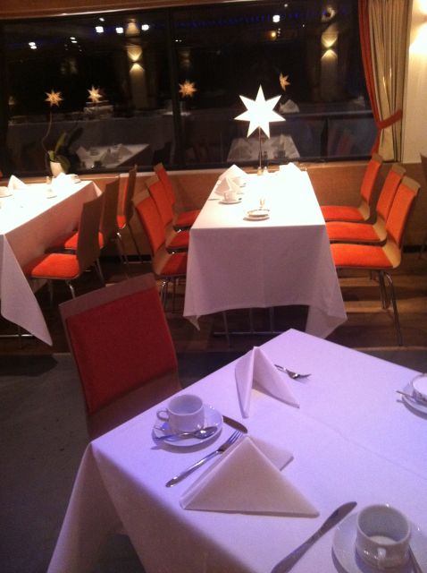 From Rüdesheim: 2-hour Christmas Boat Tour on the Rhine - Boarding at Pier 12 in Rüdesheim